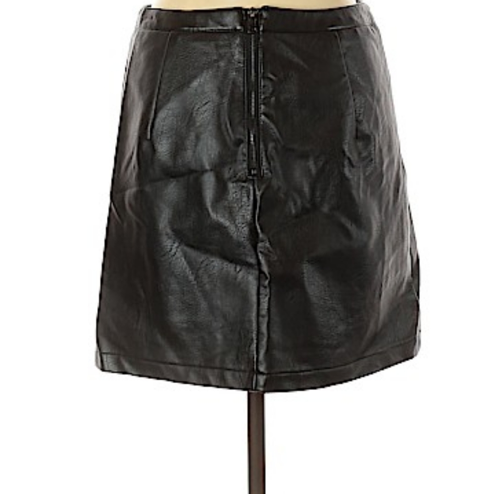 Wishlist faux leather skirt - Picture 5 of 9
